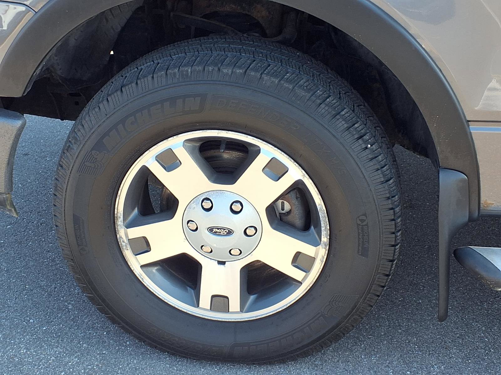 Used 2005 Ford F150 XLT AWD/4WD image 24