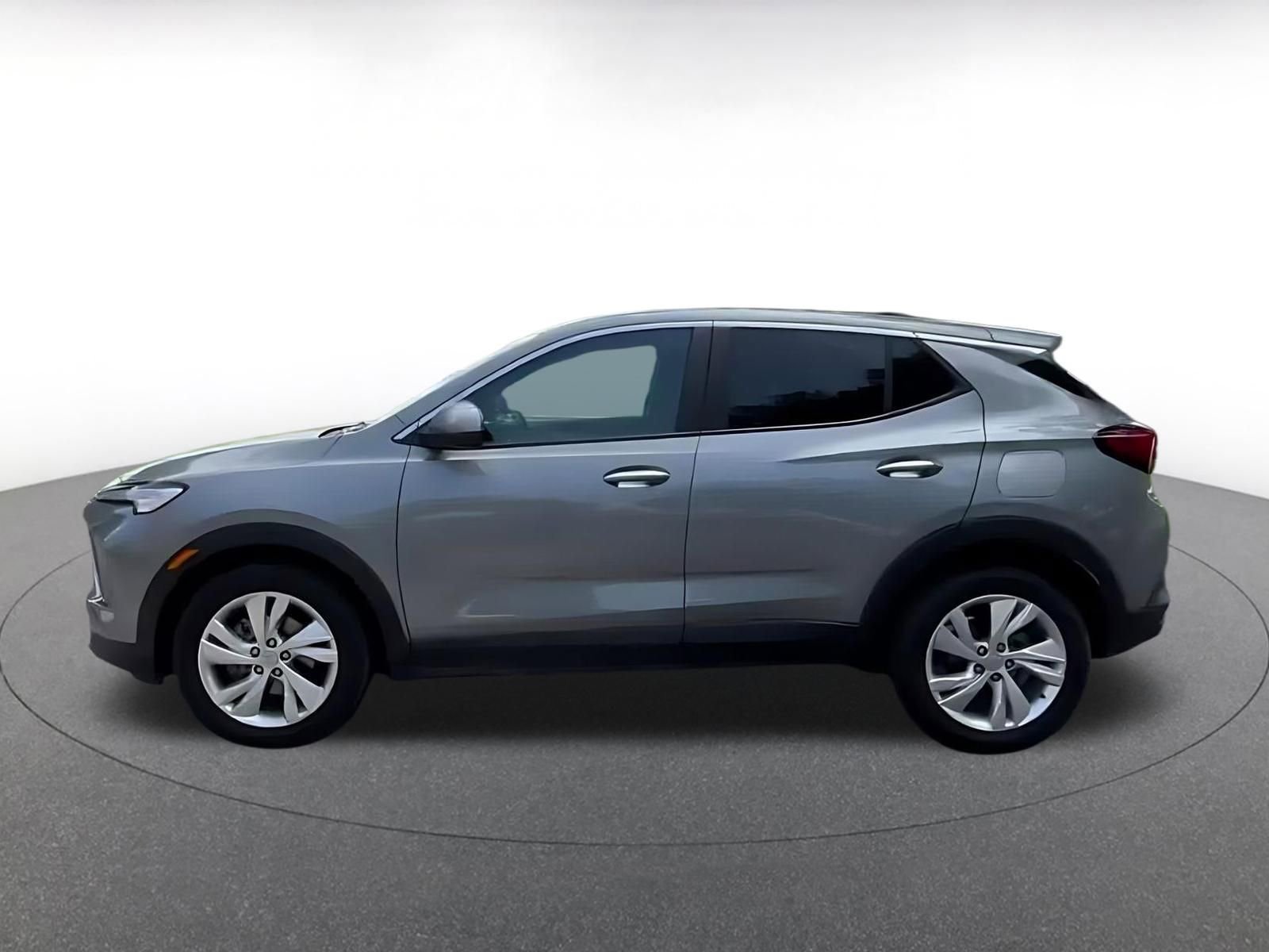 Used 2025 Buick Encore GX Preferred FWD image 8