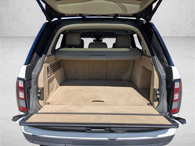 Used 2016 Land Rover Range Rover image 6