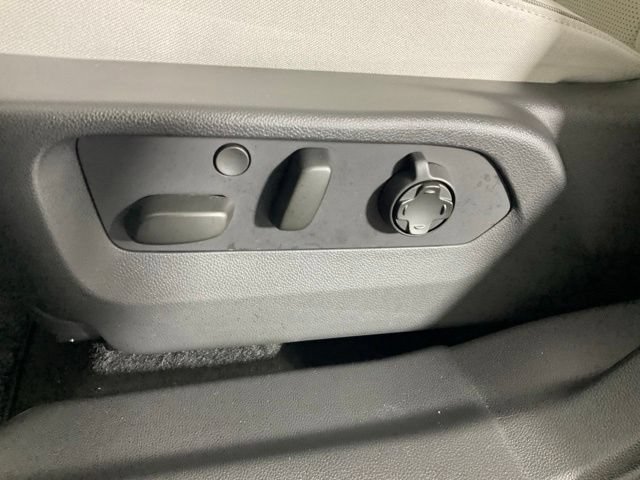 Used 2024 Buick Envision Avenir AWD/4WD image 30