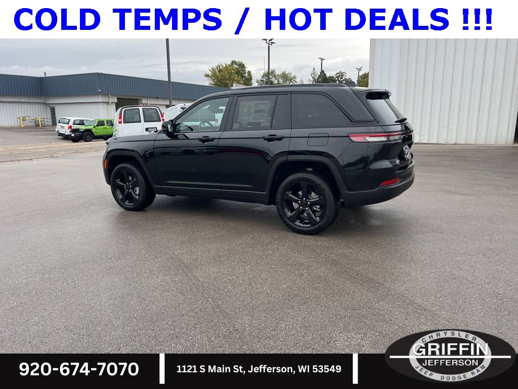 New 2025 Jeep Grand Cherokee Limited w/ Luxury Tech Group II image 17