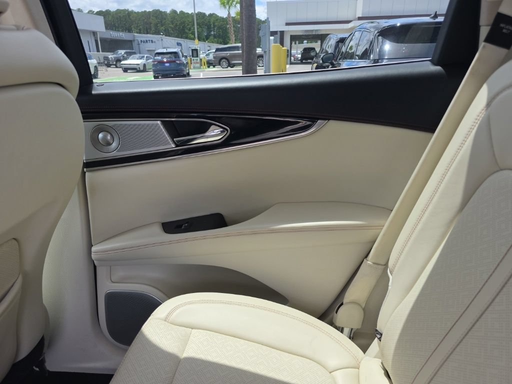 Used 2018 Lincoln MKX Black Label w/ Driver Assistance Package FWD image 31