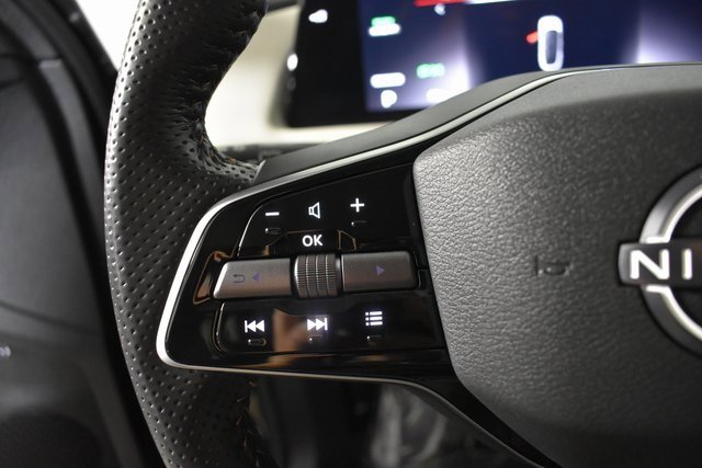 Certified 2023 Nissan Ariya AWD image 17