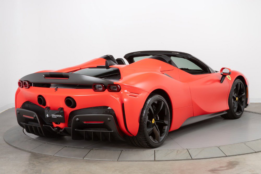 Certified 2022 Ferrari SF90 Spider image 7