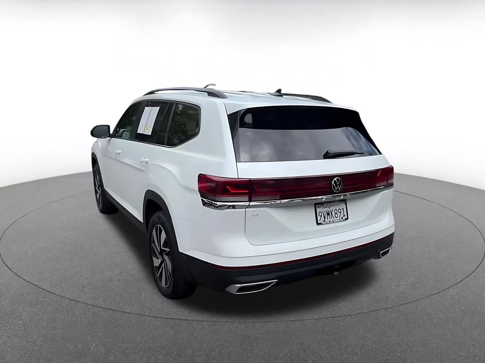 Used 2026 Volkswagen Atlas SE FWD image 10