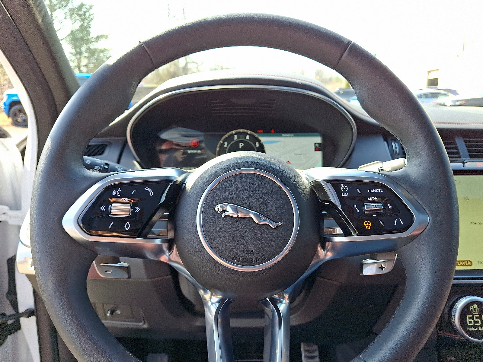 Certified 2024 Jaguar E-PACE R-Dynamic SE image 20