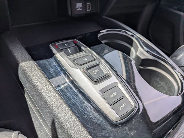 Used 2022 Honda Pilot Touring image 11