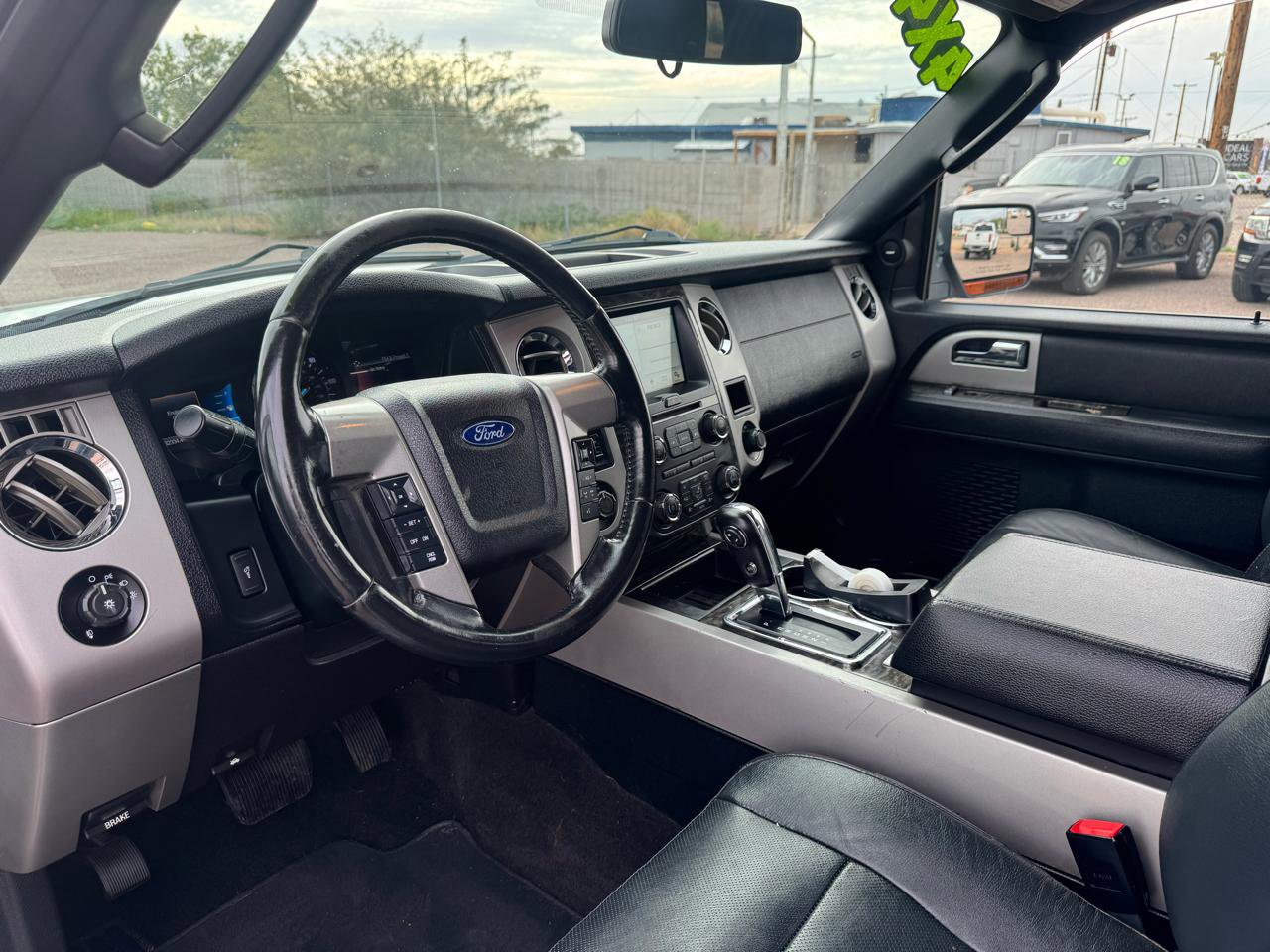 Used 2017 Ford Expedition EL Limited image 28