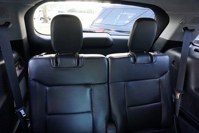 Certified 2022 Ford Explorer Limited w/ Limited Technology Package image 28