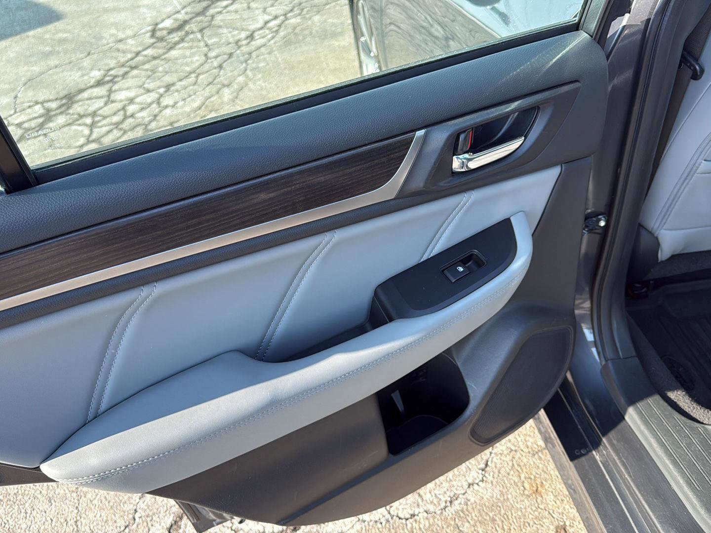 Used 2018 Subaru Legacy 2.5i Limited image 26