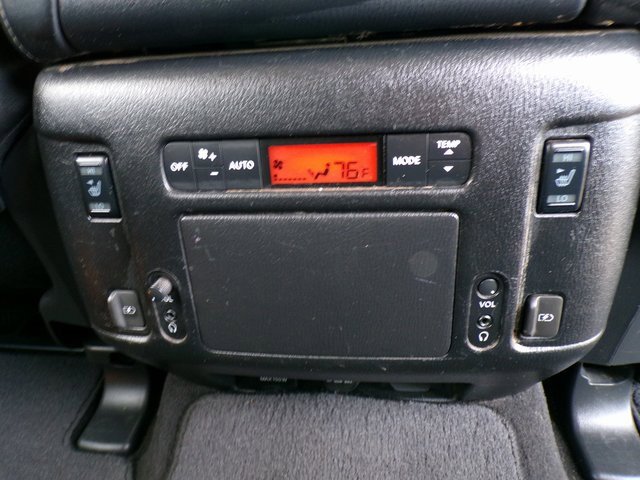 Used 2018 Nissan Armada Platinum w/ Captain Seat Package image 14