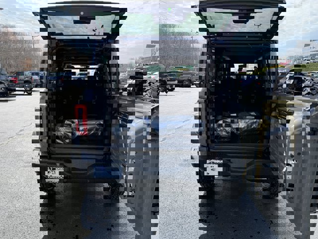 New 2026 Ford Bronco Badlands image 7