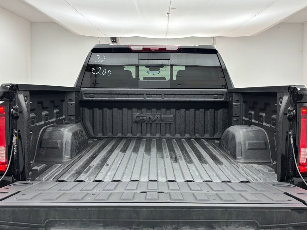 New 2026 GMC Sierra 1500 AT4 w/ AT4 Premium Package image 10