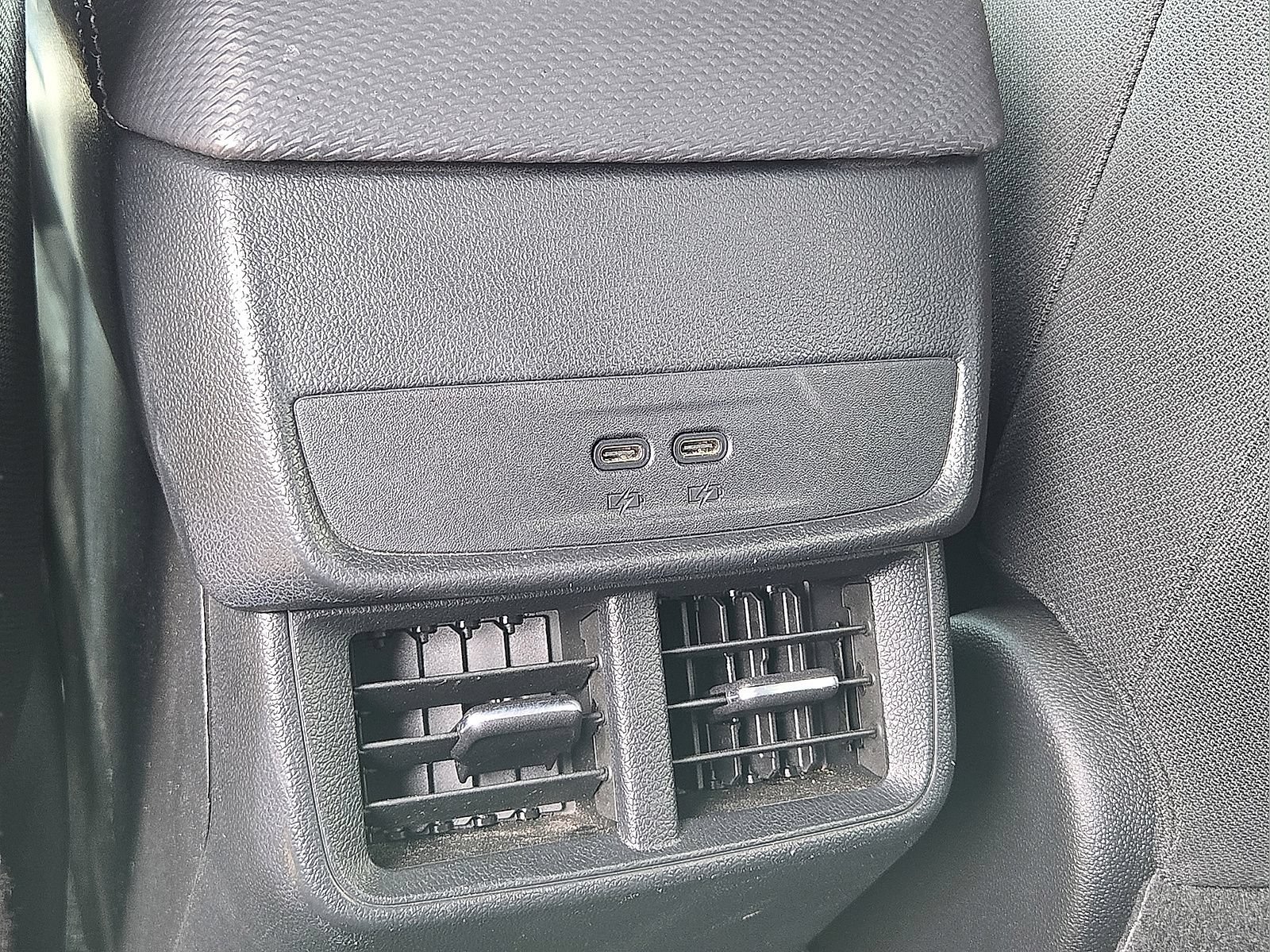 Used 2025 Chevrolet Equinox LT AWD/4WD image 15