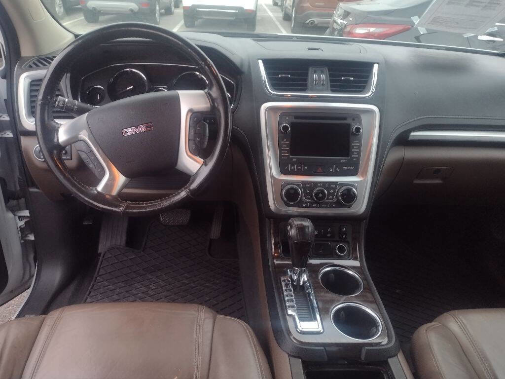 Used 2017 GMC Acadia Limited SLT image 10