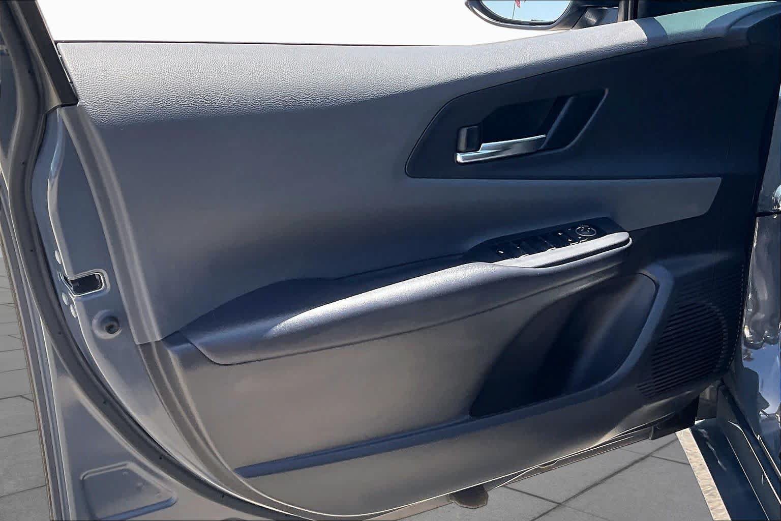 Used 2024 Toyota Prius XLE FWD image 20