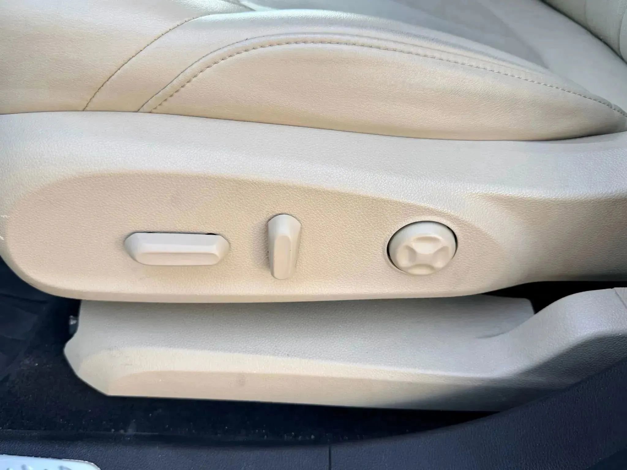 Used 2020 Buick Envision Preferred image 18