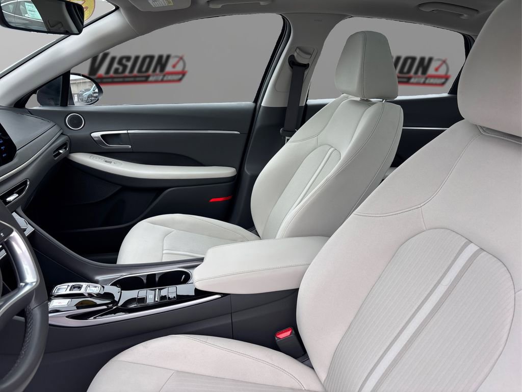Used 2023 Hyundai Sonata SEL w/ Convenience Package image 9