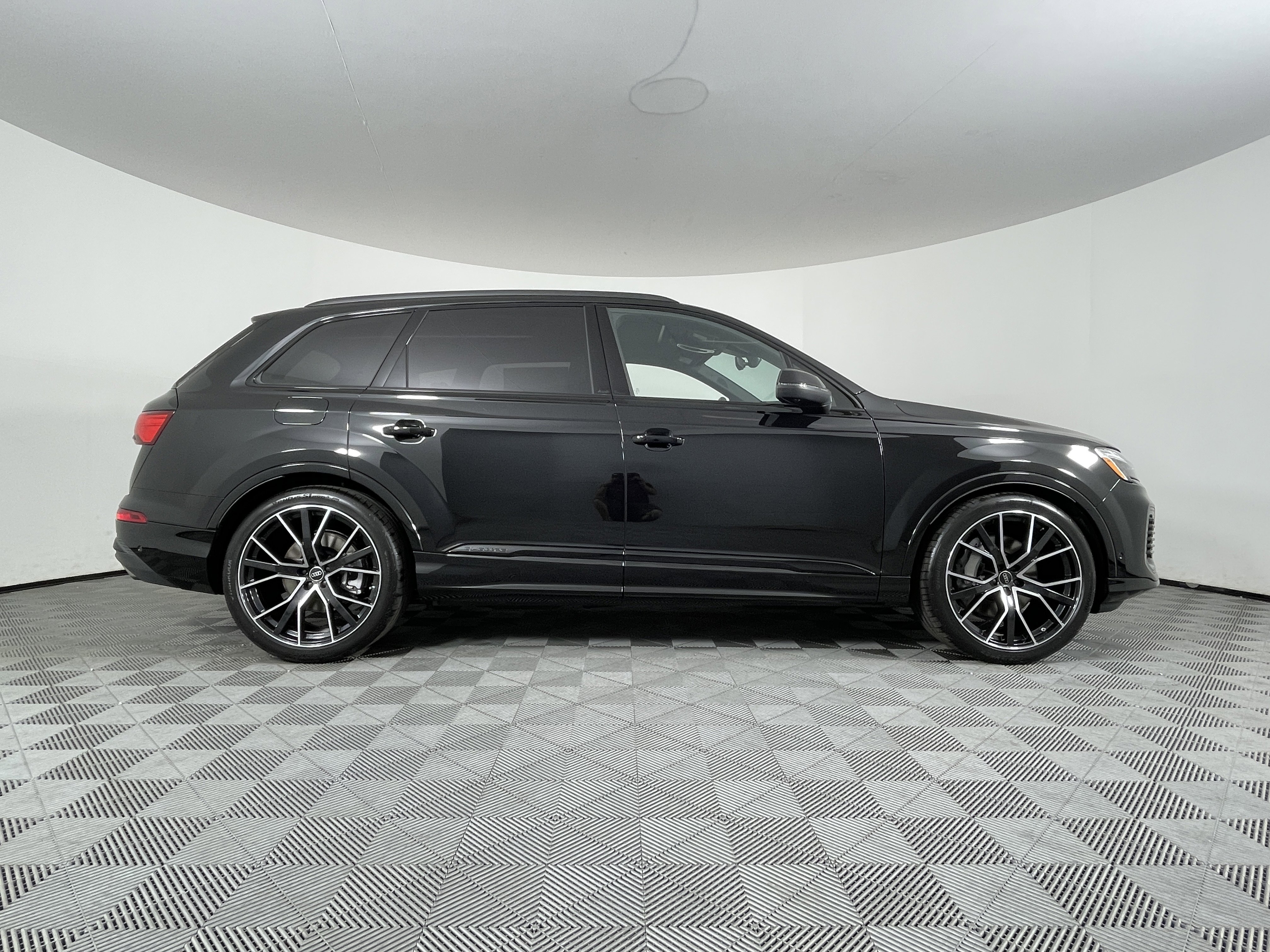 New 2025 Audi Q7 3.0T Prestige image 20