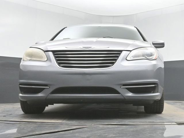 Used 2013 Chrysler 200 LX image 27