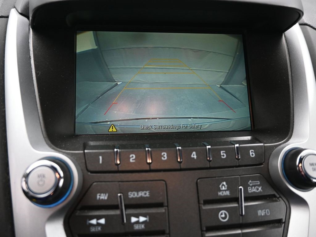 Used 2017 Chevrolet Equinox LT w/ Convenience Package image 9