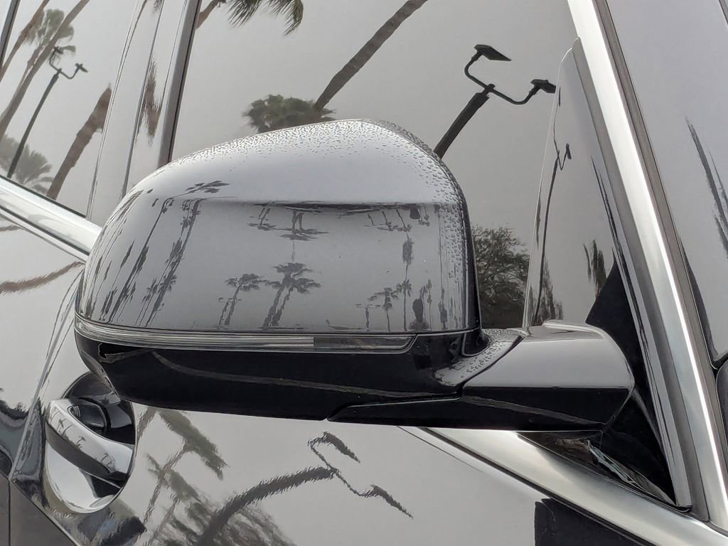 Used 2022 BMW X5 sDrive40i w/ Premium Package image 12