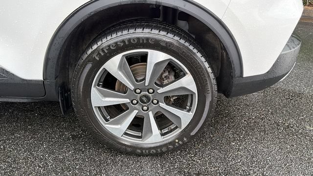 Certified 2024 Ford Escape Platinum AWD/4WD image 20