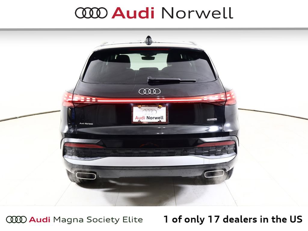 Used 2025 Audi Q5 Premium Plus w/ Premium Plus AWD/4WD image 15