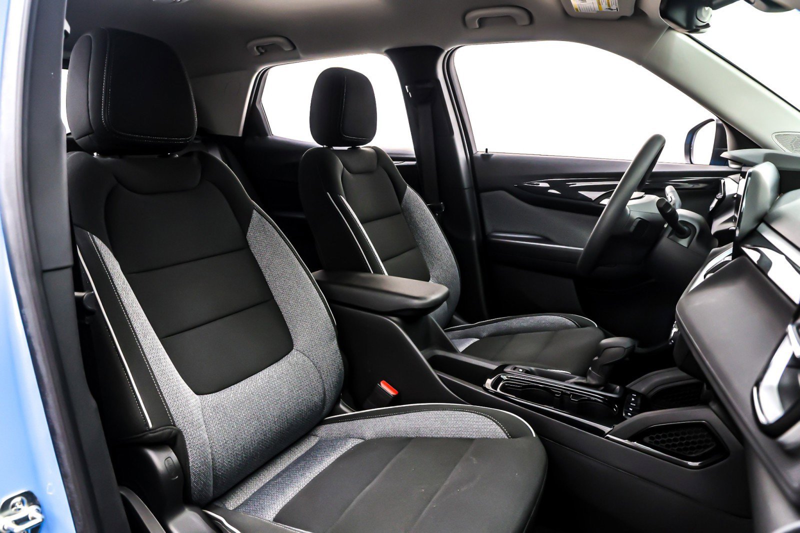 Used 2024 Chevrolet TrailBlazer LS w/ LS Convenience Package image 6