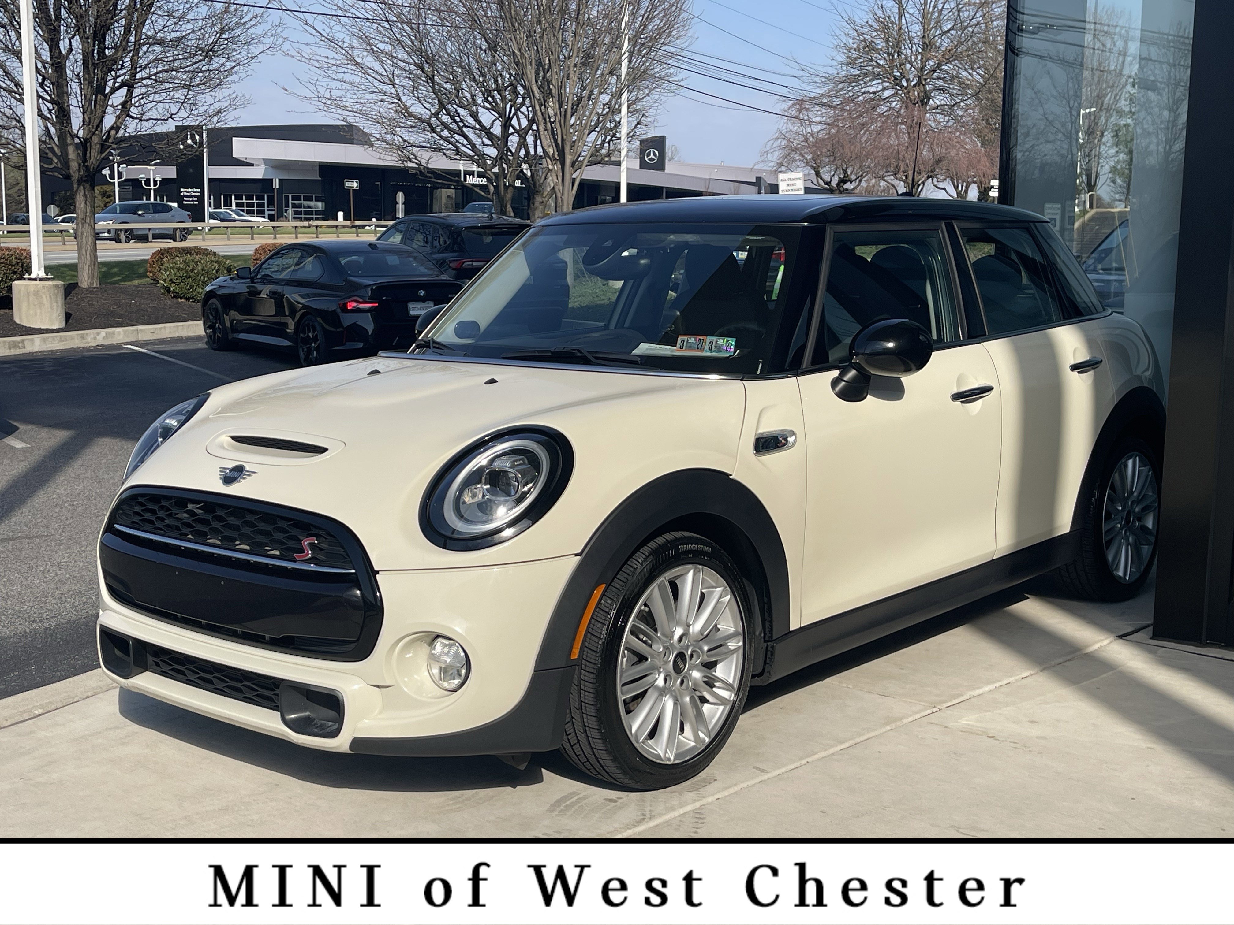 Used 2019 MINI Cooper S w/ Premium Package image 1