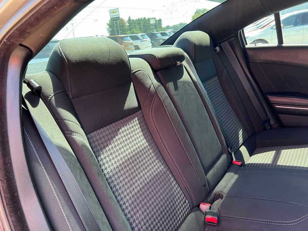 Used 2018 Dodge Charger GT AWD/4WD image 16