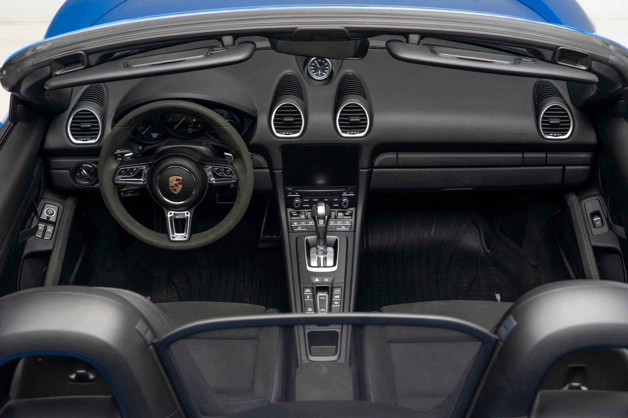Used 2023 Porsche 718 Boxster Spyder w/ Light Design Package RWD image 2