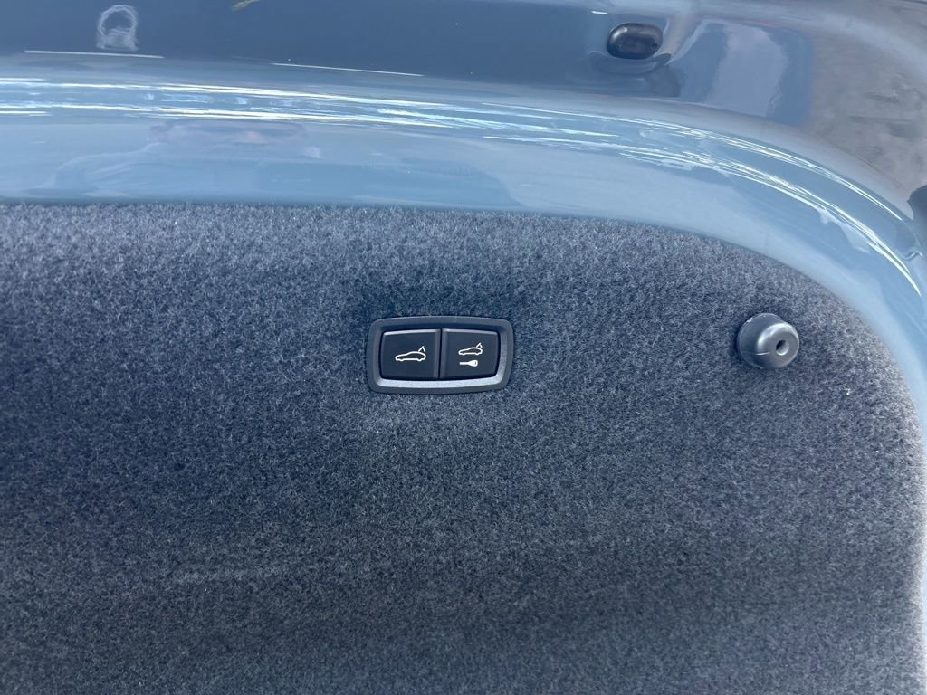 Used 2024 Audi RS e-tron GT w/ Carbon Performance Package image 32