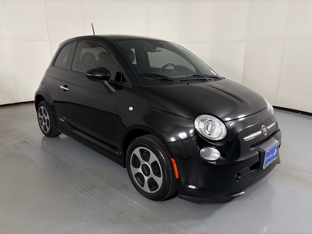 Used 2015 FIAT 500 e image 2