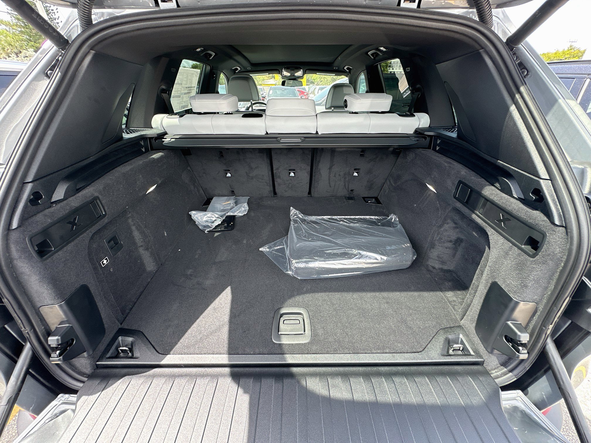 New 2026 BMW X5 xDrive40i AWD/4WD image 18
