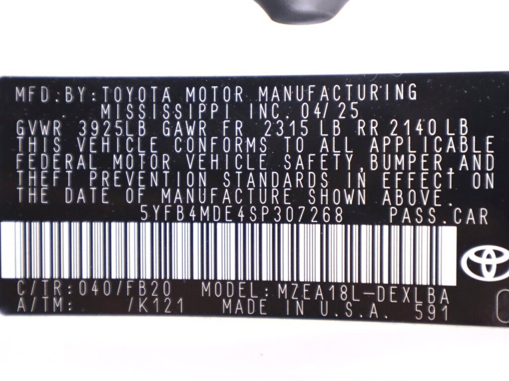 Used 2025 Toyota Corolla LE FWD image 37