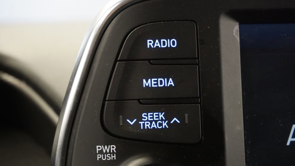 Used 2019 Hyundai Santa Fe SE image 49