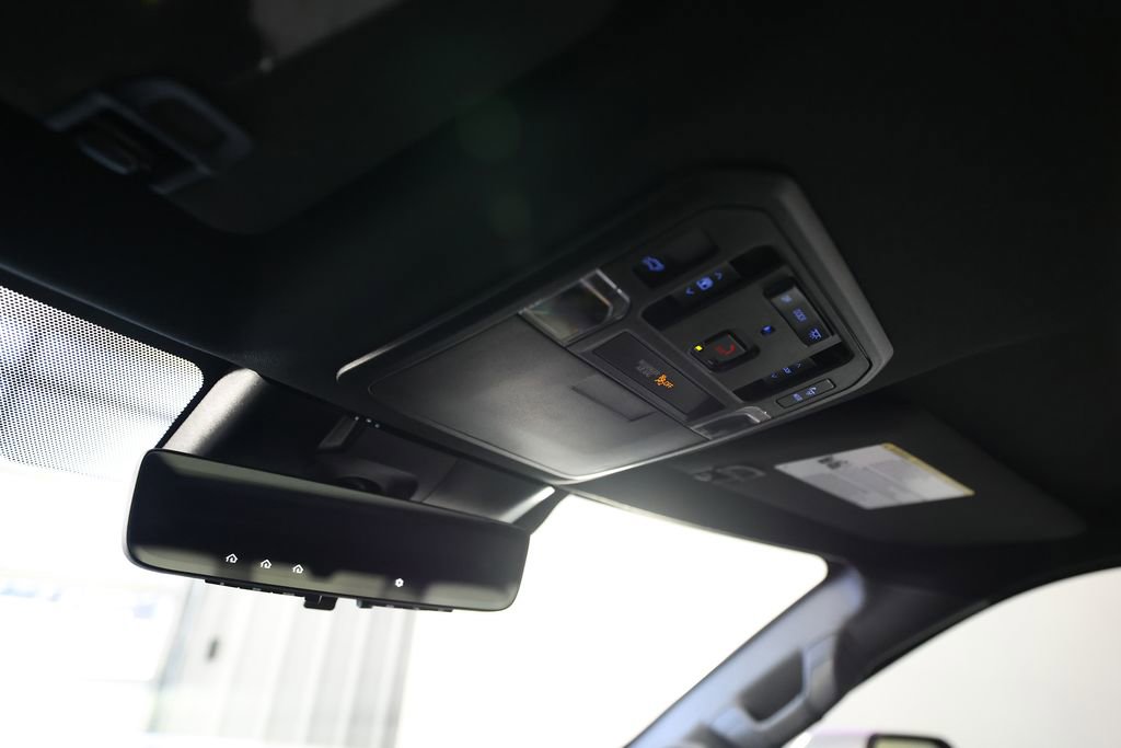 Used 2023 Toyota Sequoia Capstone image 40