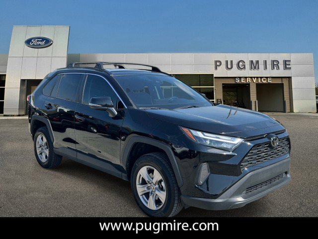 Used 2023 Toyota RAV4 XLE image 1
