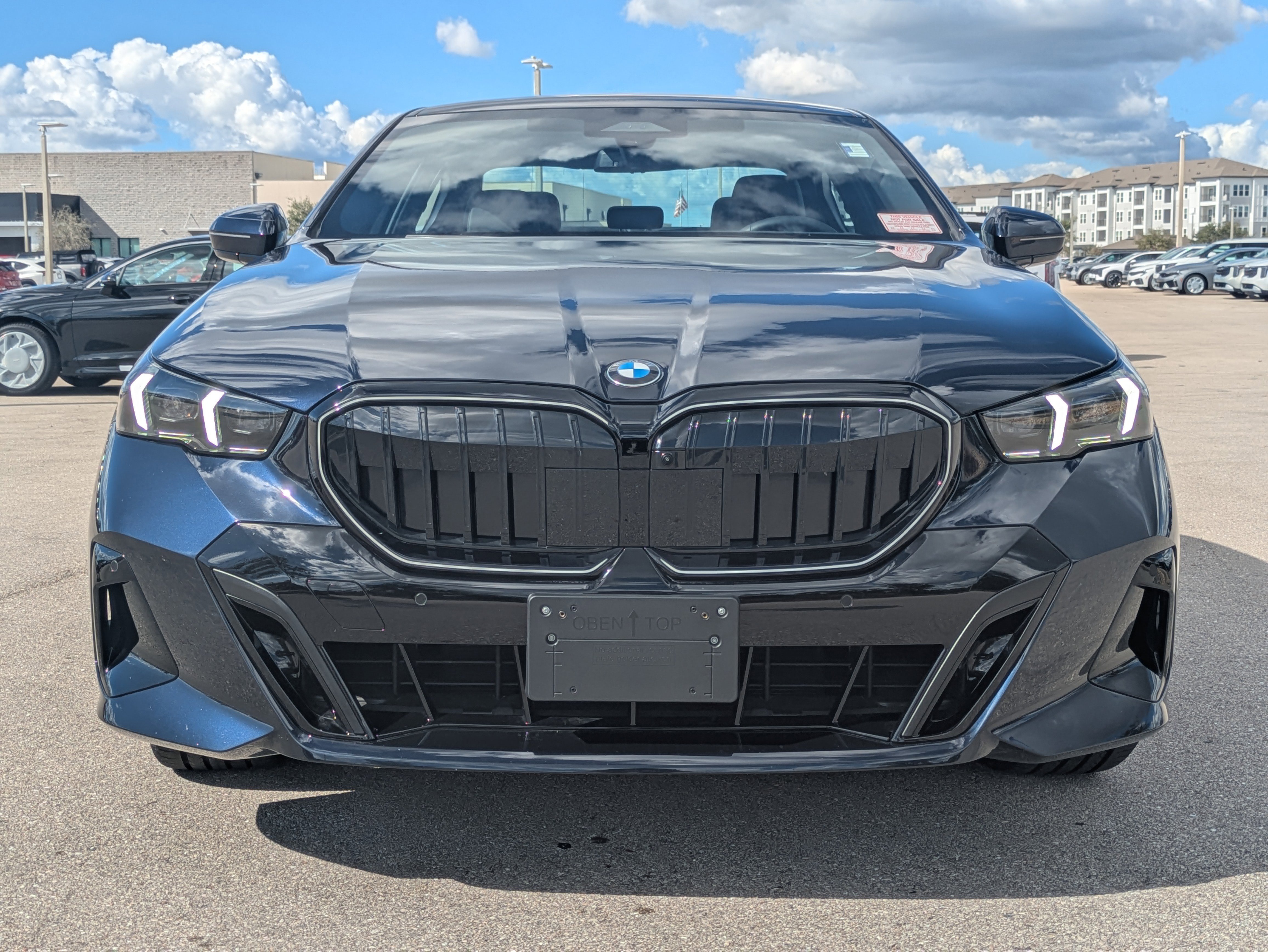 Used 2026 BMW 530i w/ M Sport Package image 3