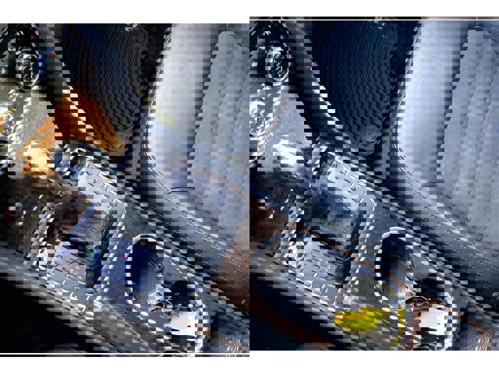 Used 2014 Volkswagen Passat TDI SEL Premium image 19