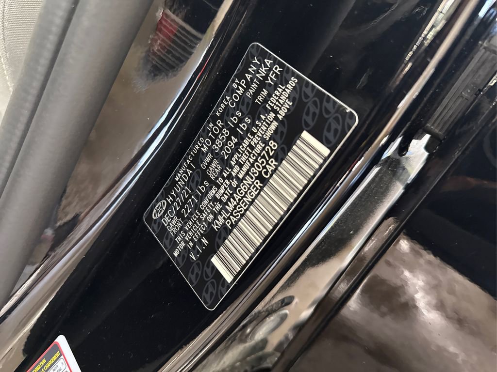 Used 2022 Hyundai Elantra SEL w/ Preferred Accessory Package image 16