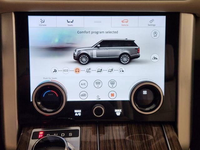 Used 2020 Land Rover Range Rover HSE image 19