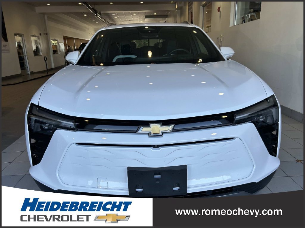 Used 2024 Chevrolet Blazer EV LT AWD/4WD image 41