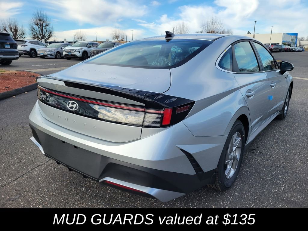 New 2026 Hyundai Sonata SE FWD video 3