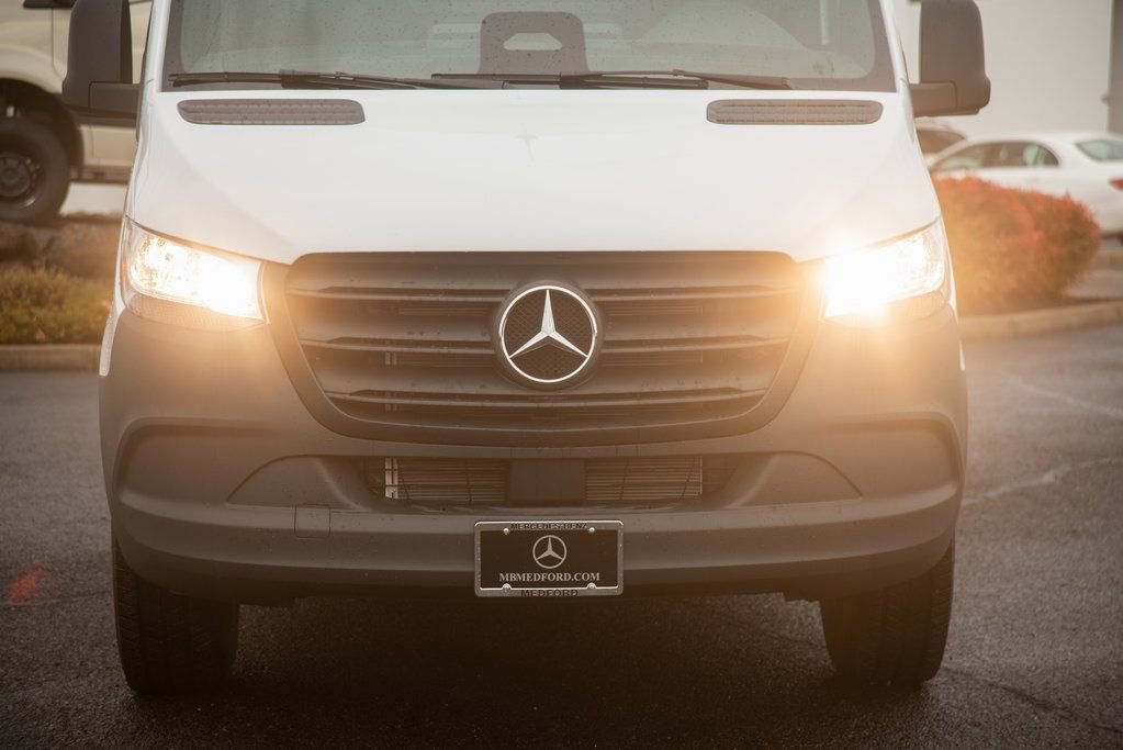 New 2025 Mercedes-Benz Sprinter 2500 image 13