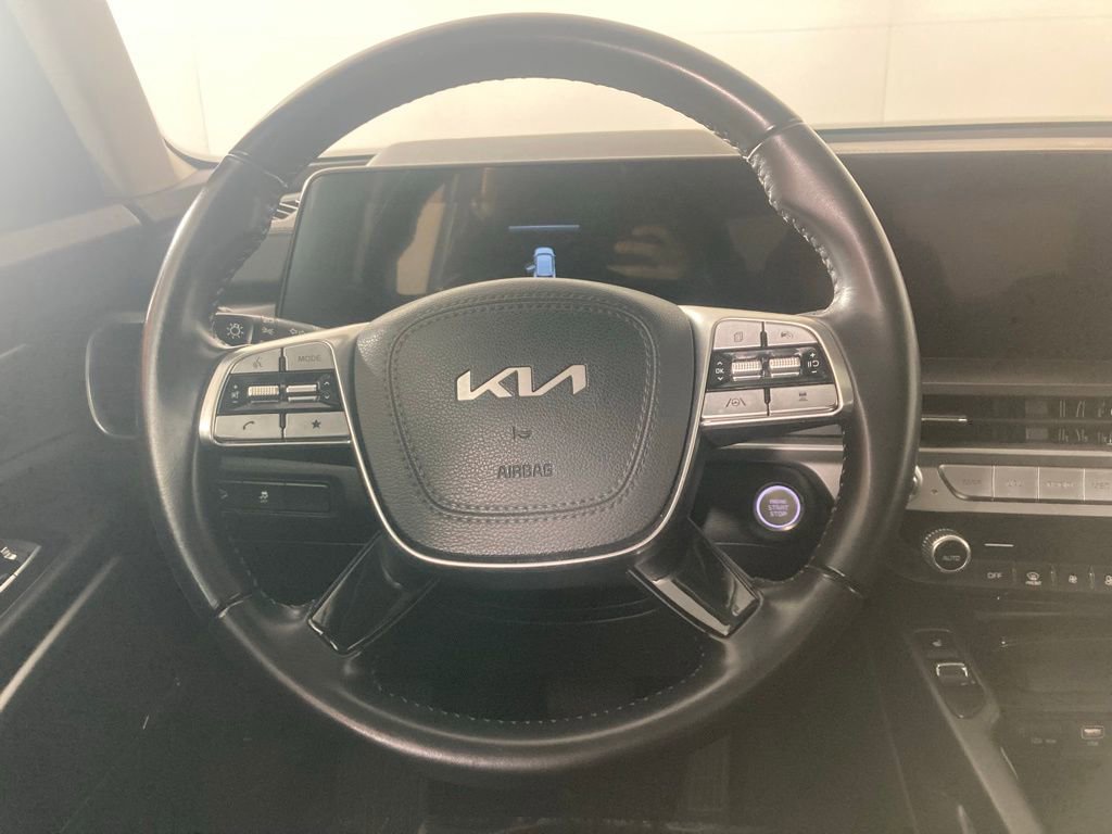 Certified 2023 Kia Telluride S w/ S Sunroof Package image 6