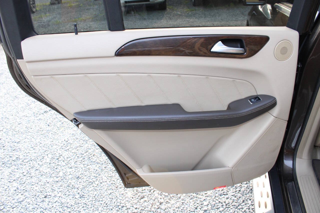 Used 2015 Mercedes-Benz GL 320 BlueTEC 4MATIC image 22