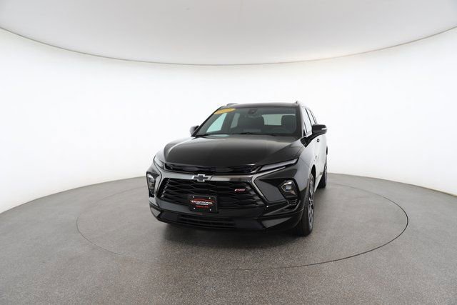 Used 2025 Chevrolet Blazer RS image 32