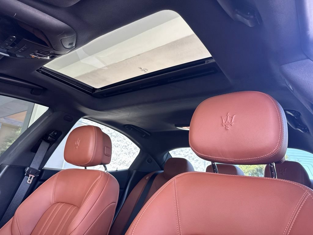 Certified 2023 Maserati Ghibli Modena RWD image 15